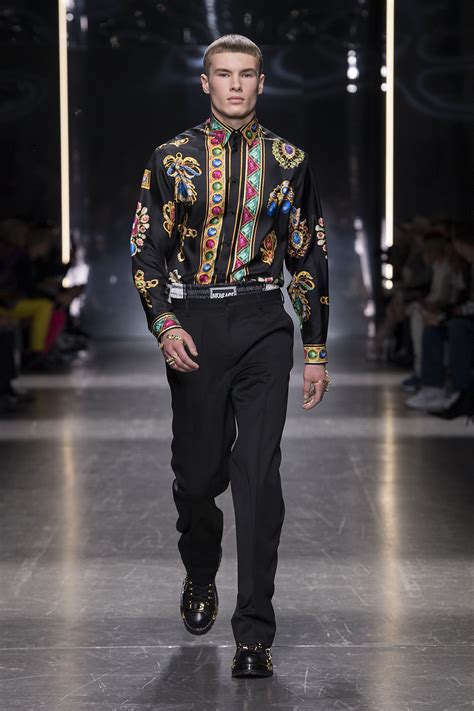 outfit versace hombre|versace clothing original.